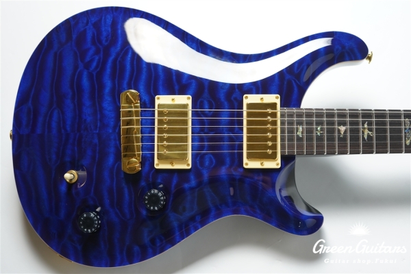 Custom22 ARTIST-Quilt - Whale Blue